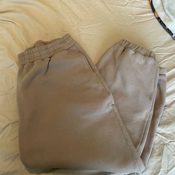 Comfrt Hoodie & Sweatpants Set - Color: Bark - Picture 7 of 7